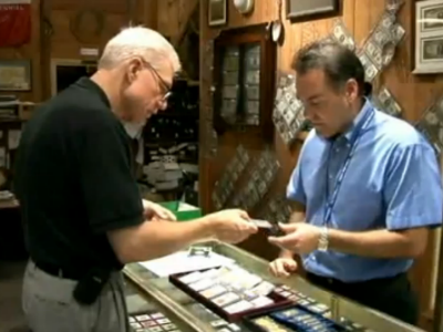 gold and silver dealer in Houston, TX, performing an appraisal